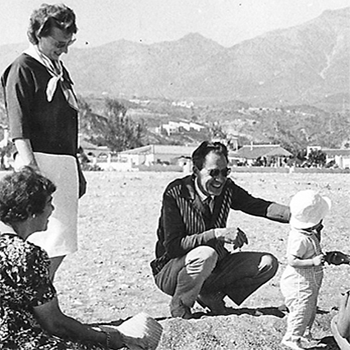 Photos of Fuengirola beach now and then